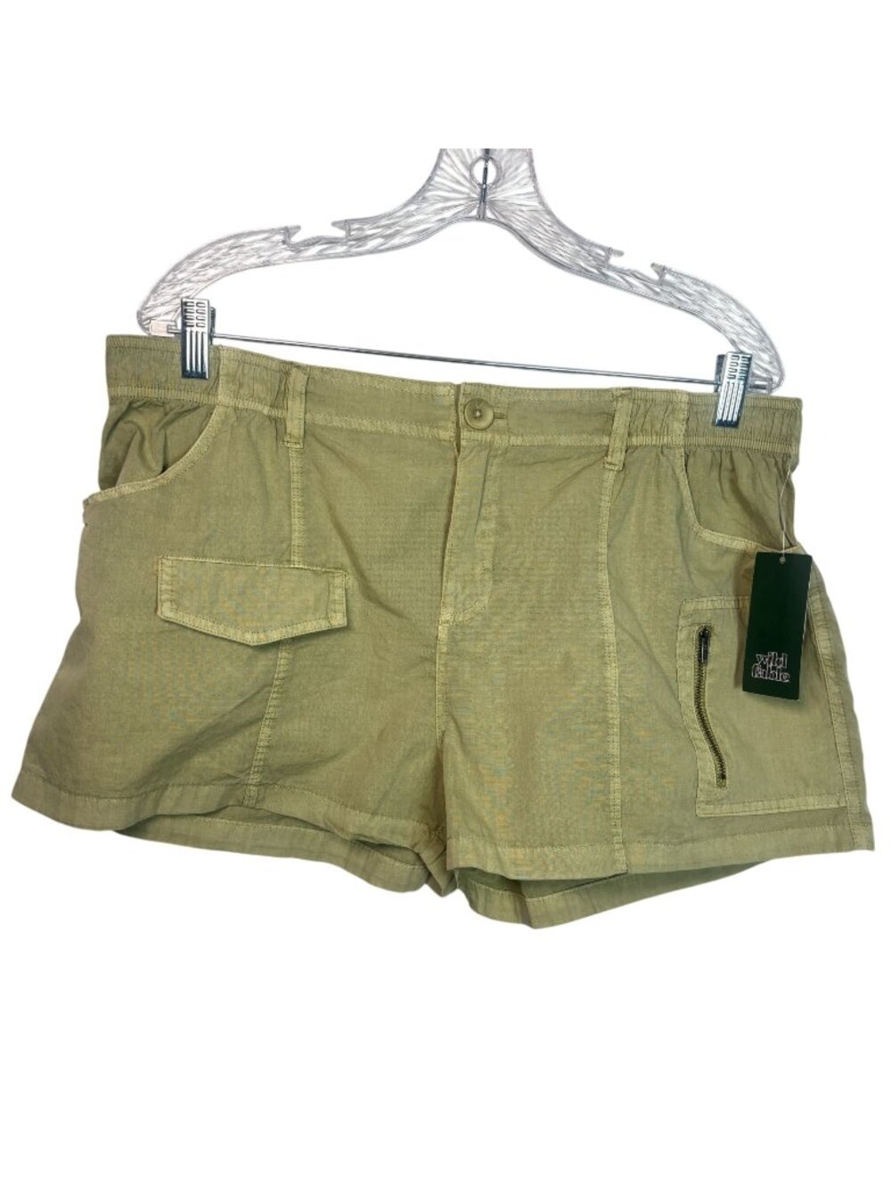 Wild Fable Sage Green Cargo Shorts NWT Size Large Elastic Waist Minimalist Boho